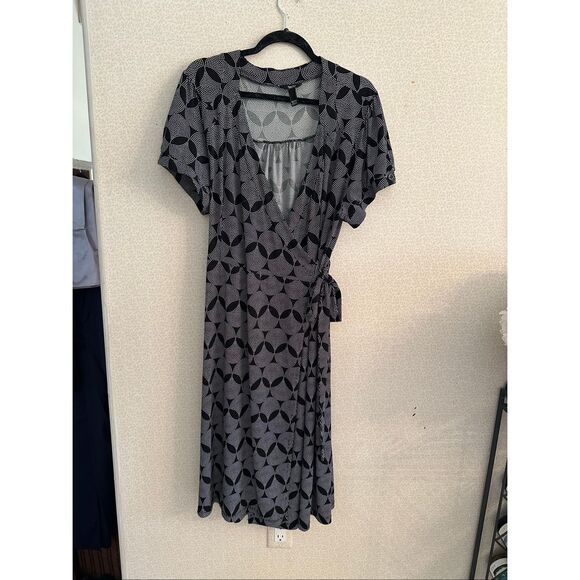 Mossimo wrap dress - Picture 1 of 8
